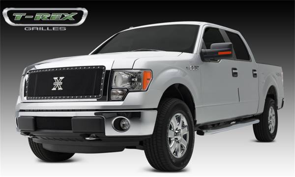 T-Rex Grilles - T-Rex Grilles 6715721 X-Metal Series Studded Mesh Grille